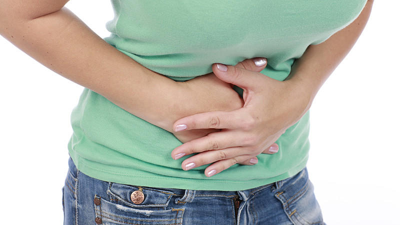 9 Tipps, die deinen Regelschmerzen den Kampf ansagen