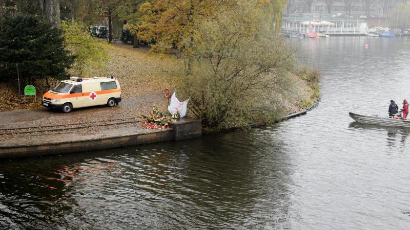 Ufer an der Alster