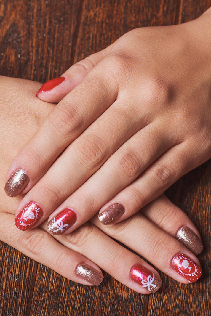 Nageldesign Fur Weihnachten Zuckerstangen Glitzer Und Mehr