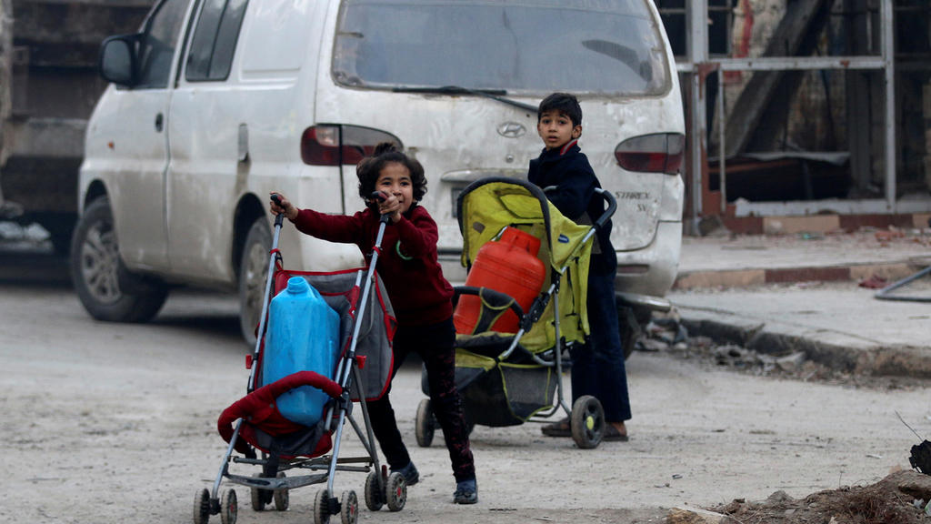 Zeitungsanzeige für die Toten von Aleppo bewegt das Netz – Syrische Stadt steht vor der Eroberung