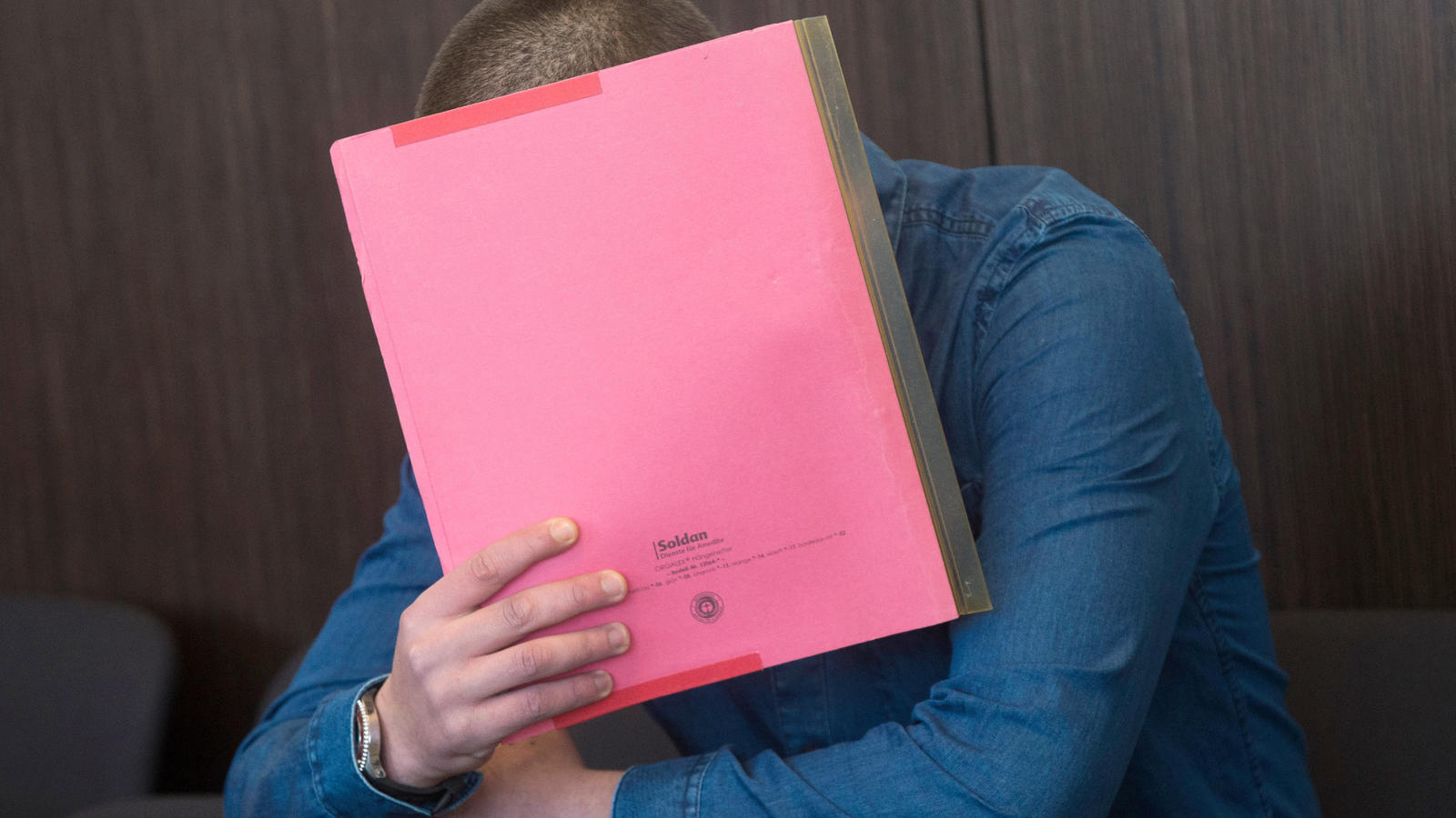 Partnersuche für 19 jährige