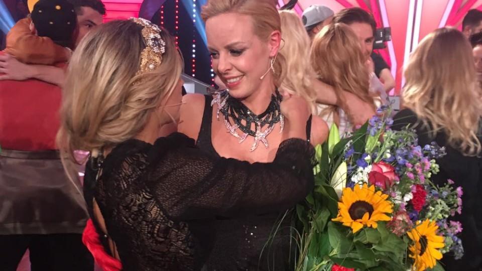 Silvie Meis gratuliert Profitänzerin Isabel Edvardsson
