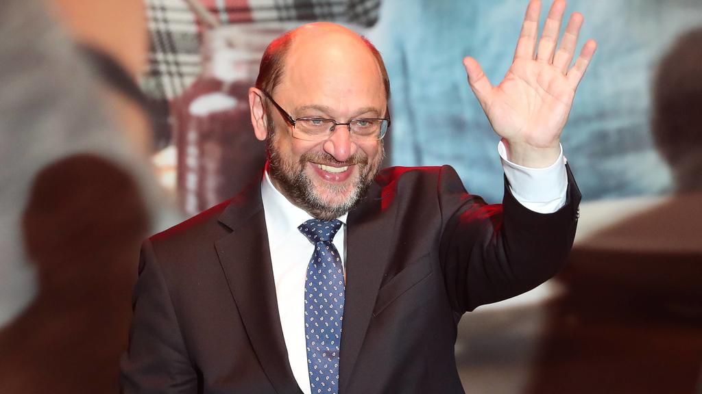 Hannover, Wahlkampfauftakt der SPD mit Kanzlerkandidat, Martin Schulz und Ministerpräsident Stephan Weil im Capitol vor 1400 Gästen,Hanover Election campaign the SPD with Chancellor candidate Martin Schulz and Prime Minister Stephan because in Capito