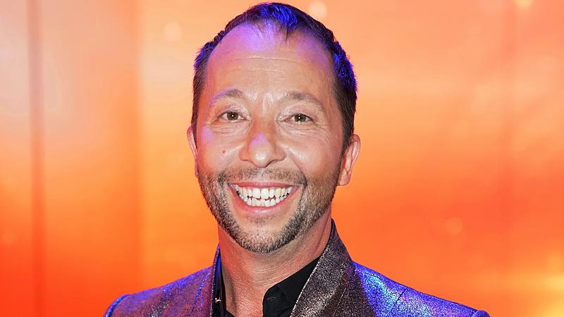 Dance Dance Dance 2017: DJ BoBo bewertet die Tanzkünste der Promis als Juror