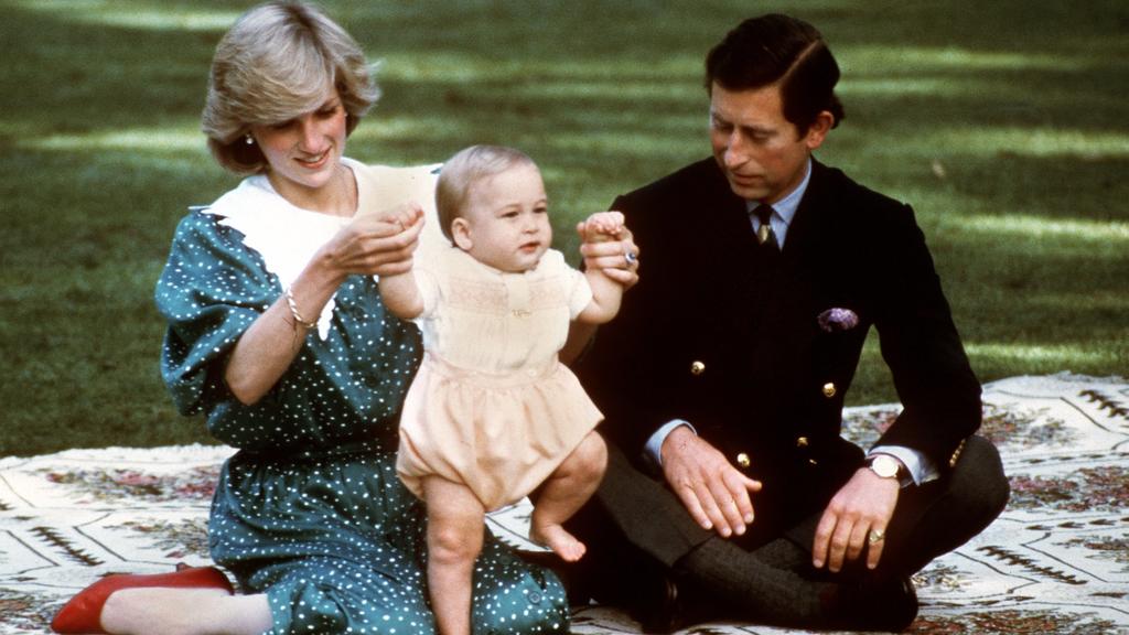 Prinzessin Diana, die 1997 tödlich verunglückte, mit dem kleinen Prinz William 1983 in Australien.