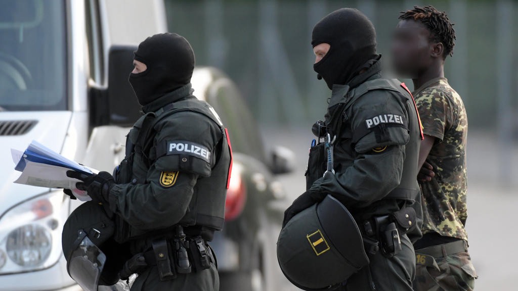 Verletzte bei Polizeieinsatz in Ellwangen