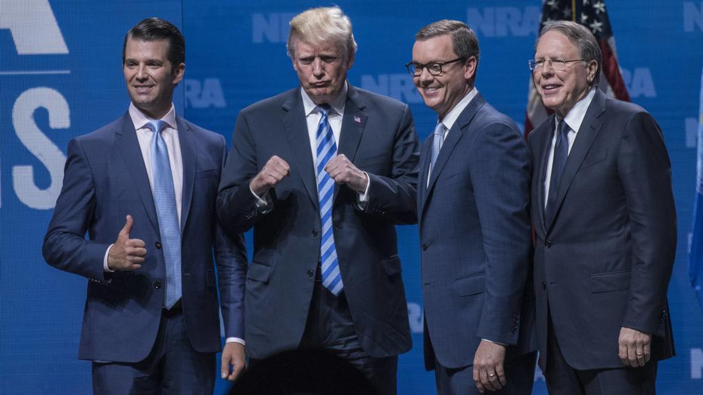Jahresversammlung der NRA: Donald Trump lässt sich von Waffenlobby feiern: