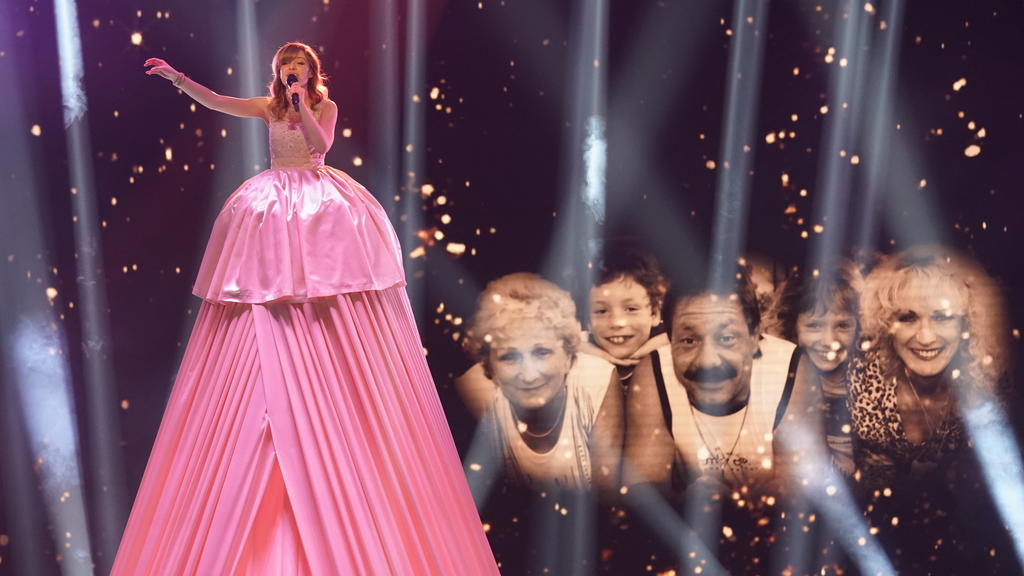 DSDS 2018: Marie präsentiert im großen Finale ihre Debutsingle "Königlich".