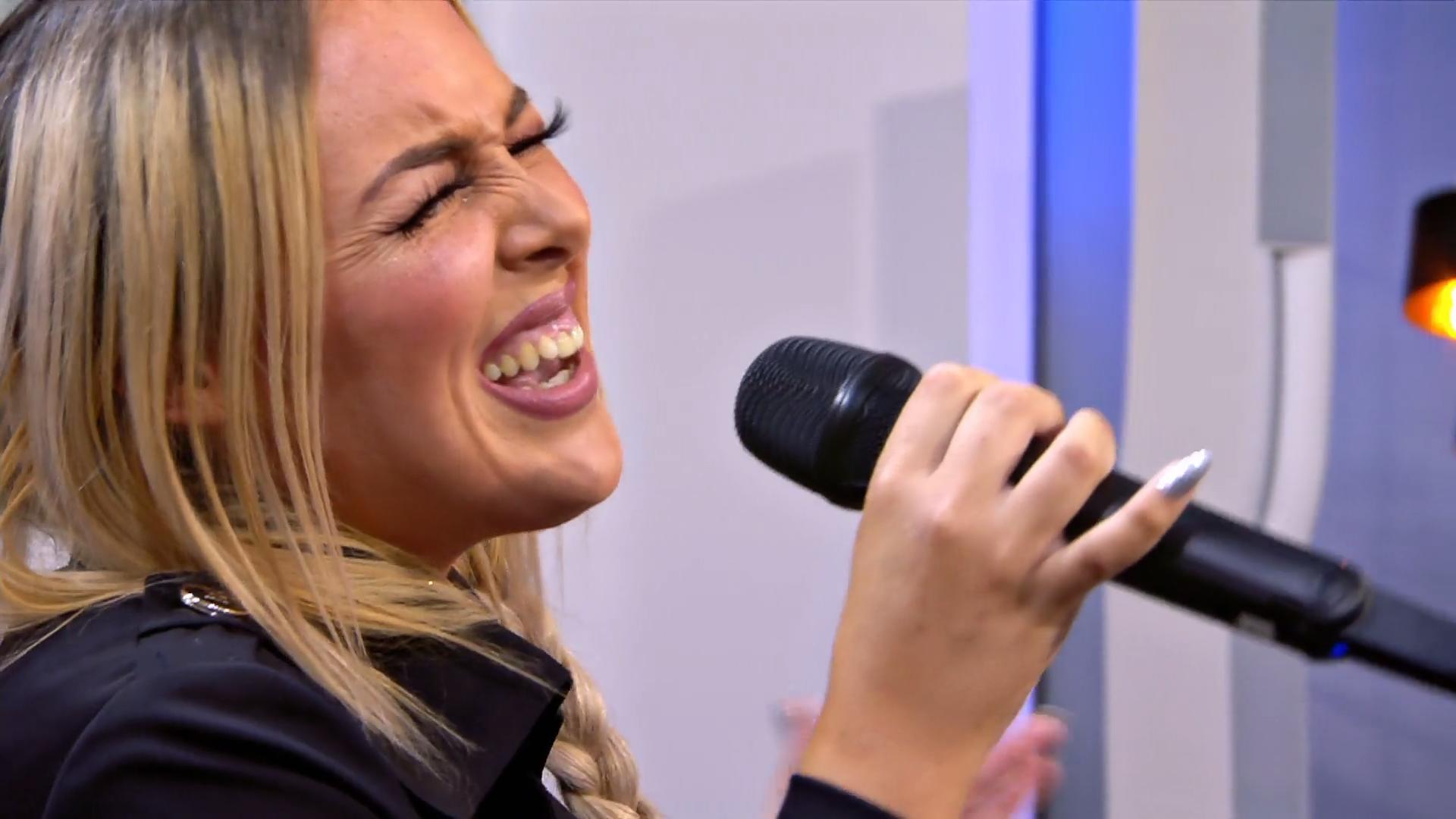 Dsds 2020 Nach Sexy Auftritt Lydia Legt Mega Purple Rain